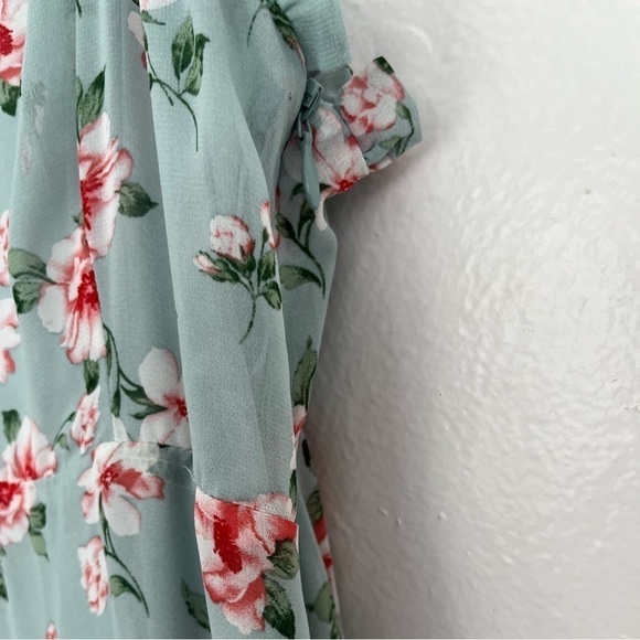 Lulu's Tiered Floral Maxi Dress - Picture 4 of 5